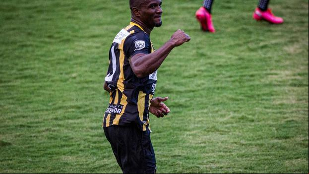 Pelo Voltaço, João Carlos tem 30 gols em 63 jogos (Foto: André Moreira / Volta Redonda)