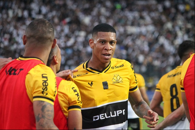 Foto: Celso da Luz/ Arquivo Criciúma E.C.