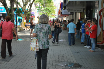 Notícia - Regulamentação das feiras: saiba o que os lojistas querem