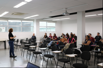 Notícia - Formação para professores marca início das atividades do Prêmio Acic de Matemática 2025