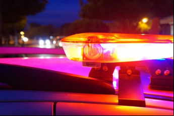 Notícia - Adolescente é detido após tentar atropelar policiais em Treviso