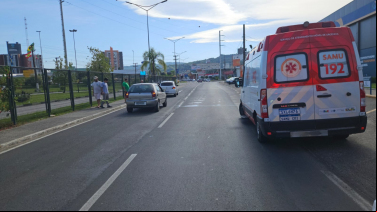 Notícia - Criciúma: Crianças são atropeladas por idosa na Avenida Centenário