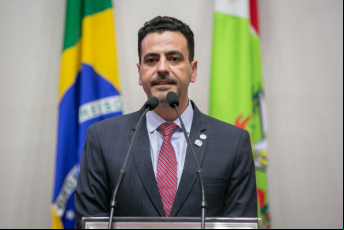 Notícia - [Áudio] Prefeito de Tubarão critica ausência de apoio à PEC que alivia dívidas com o INSS